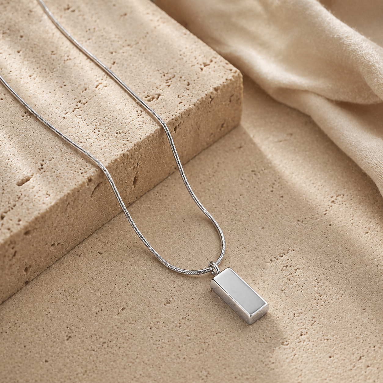 Veltic Torino Minimal Bar Men's Necklace