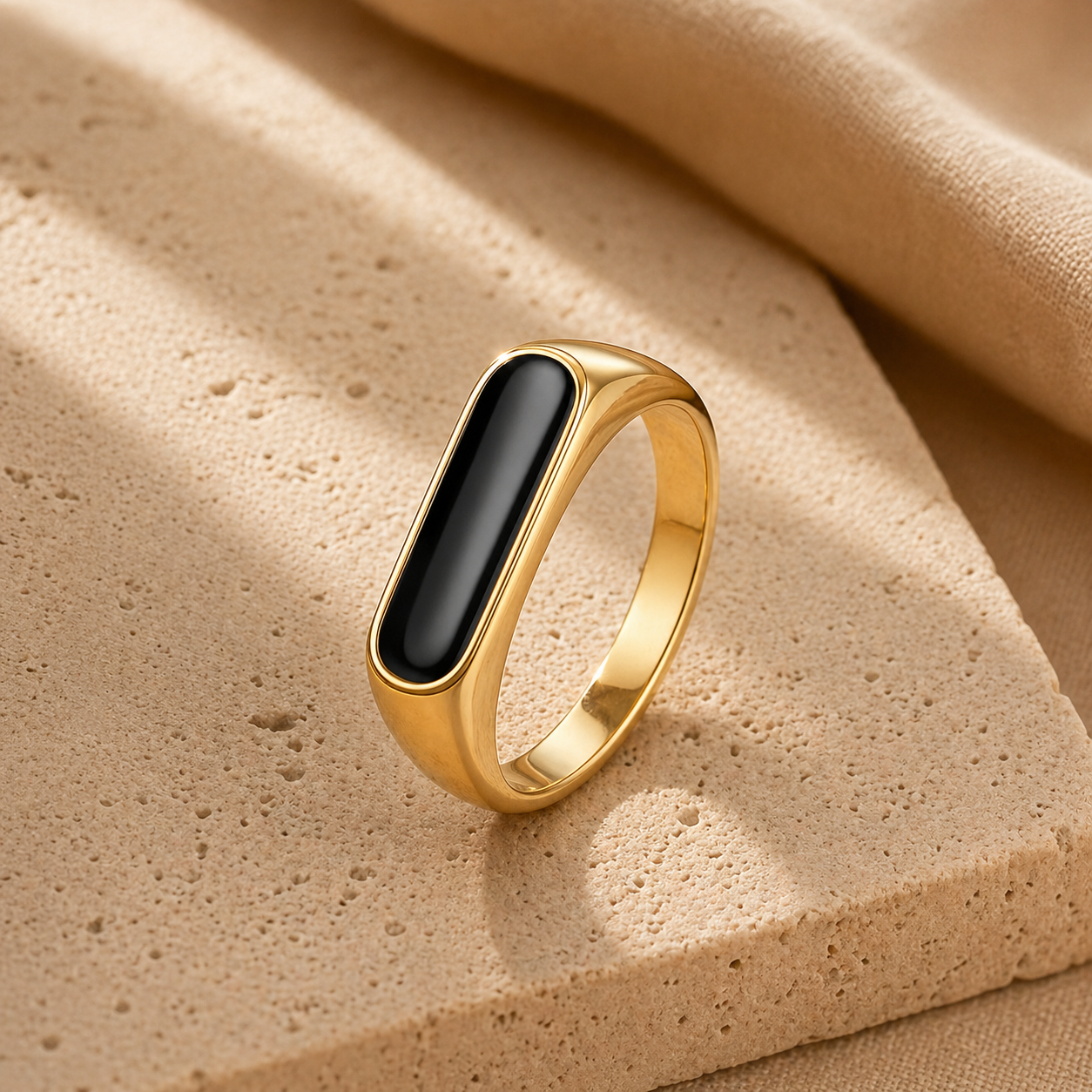 Veltic Nero Signet Ring