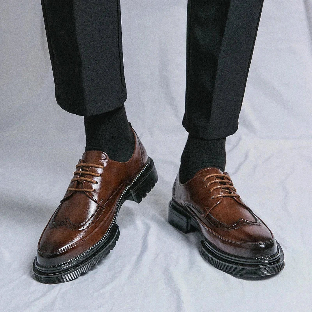 Men's Sevilha Textured Leather Derby Shoes - Veltic